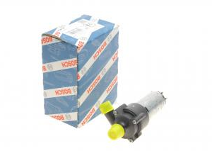Насос циркуляції антифризу MB Sprinter W901-904 208-416 96-06/ MB Vito 638 96-03/W124,202,210,461,463/MB Vario 612-818 MB-001 835 13 64 BOSCH 0392020026