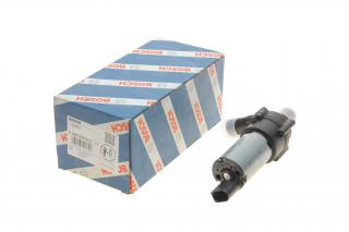 Насос циркуляції антифризу VW LT II 28-35 96-06 /T4 90-03 VAG 1J0 965 561 A BOSCH 0392020073