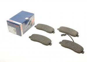 Колодки Renault Master III/Opel Movano B 10- (Brembo) Q+ (з датчиком) передні Bosch 0 986 494 498