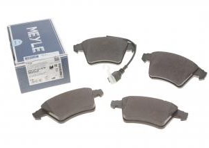 Колодки VW T5 03-/T6 15-(Teves) Q+ передні з 1 датчиком VAG 7H0698151A MEYLE 025 237 4618/W