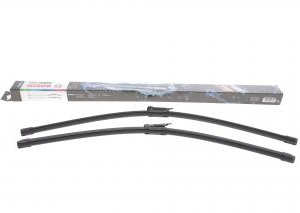 Щітки склоочисника MB Vito 639 03-14  ( 700/650 mm ) ( кріплення -вилка) BOSCH 3397007100 AEROTWIN 