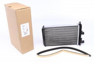 Радіатор пічки VW T4 90-03 (-AC) VAG 701819032 B MAHLE AH 48 000S (157х235х40)