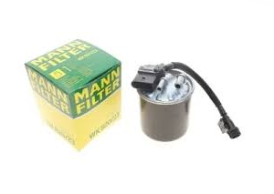 Фільтр палива OM-651   MANN WK 820/23   2 штуцери +5 конт.фішка + носик + труб